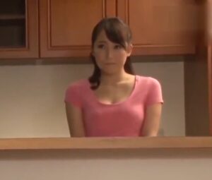 倉多まお ｜母子相姦「我慢できないよ…母さん」旦那に隠れて息子チンポを受け入れ挿入する絶倫母
