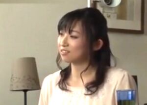 若妻寝取り和姦｜無防備に男に家に上がった奥様が、襲われてしまい・・・