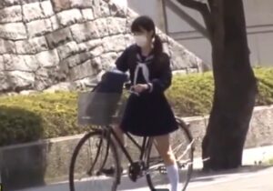 舞園かりん｜コロナ禍マスク女子校生×凌辱｜自転車で帰宅するJKを駐輪場で襲い、ハメ続ける