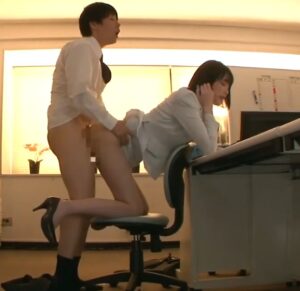 橋本ありな｜新人OL×不倫姦｜オフィスで新人OLの濡れマンコに男根をぶち込んでずぼずぼ