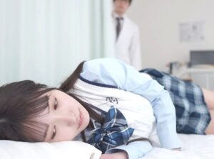 弓乃りむ｜ひよこ少女×媚薬｜仮病で保健室でサボるロリ制服JKにお仕置きする教師。思春期マンコを挿入してデカチン調教