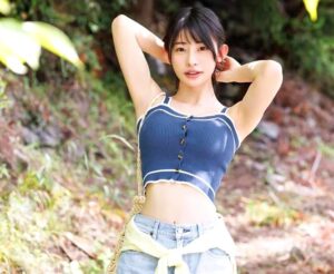 宮島めい｜結婚前のロリ娘が、忘れられない元カレシと浮気。朝まで山ごもりして何度も種付けSEXしまくり