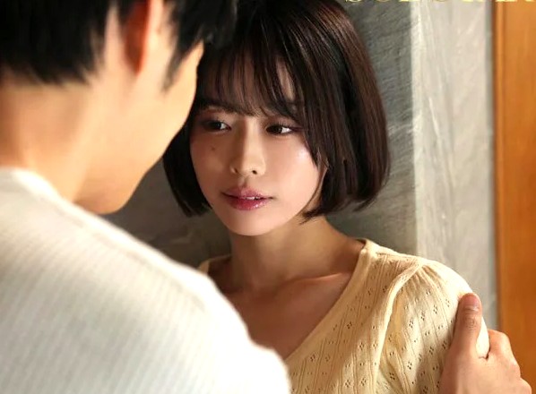 MINAMO｜若妻×絶倫息子チンポ堕ち｜旦那の連れ子に襲われ種付けされる母親。気持ち良すぎて夫とのSEXでは満足できないカラダに・・・