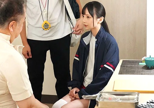 七沢みあ｜内気なひよこ少女×激ヤバ整体おやじ×媚薬マッサージ｜脚を痛めた部活JK。整体治療をしてもらうが、媚薬オイルで発情させられセクハラ愛撫。ダメなのに気持ち良い！潮をまき散らし仰け反りイキ